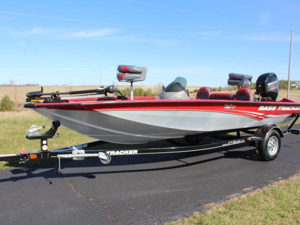 2013 Tracker 175 TXW with warranty