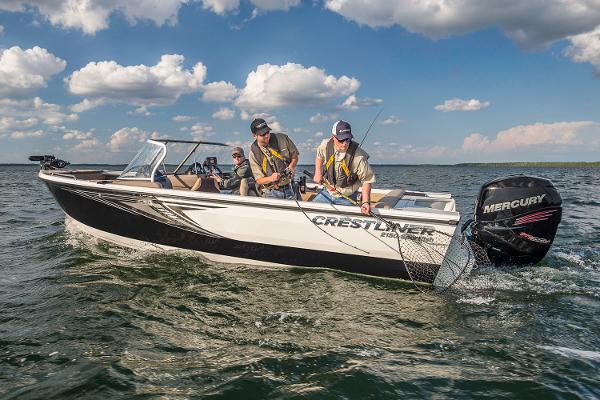 2017 Crestliner 2150 Sportfish Outboard