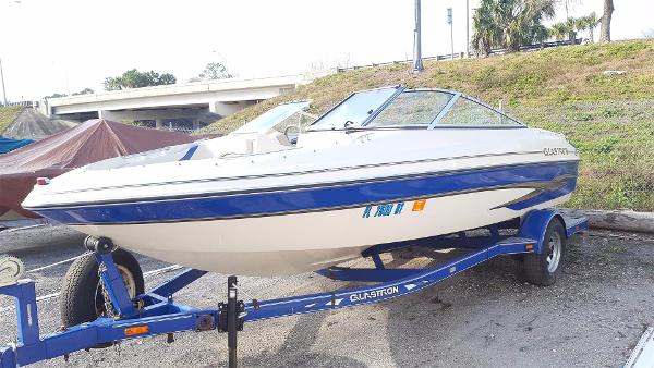 2003 Glastron 185 Bow Rider