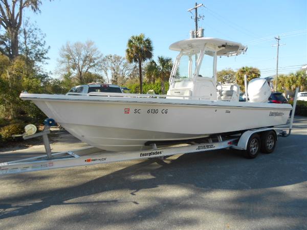 2013 EVERGLADES BOATS 243CC