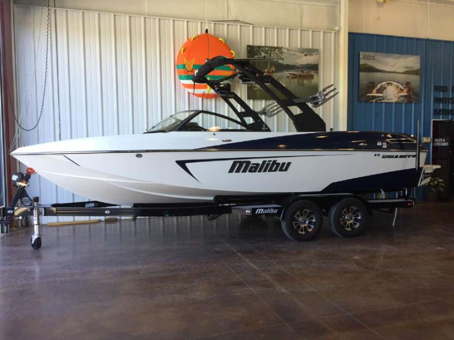 2017 Malibu Boats LLC Wakesetter 23 LSV