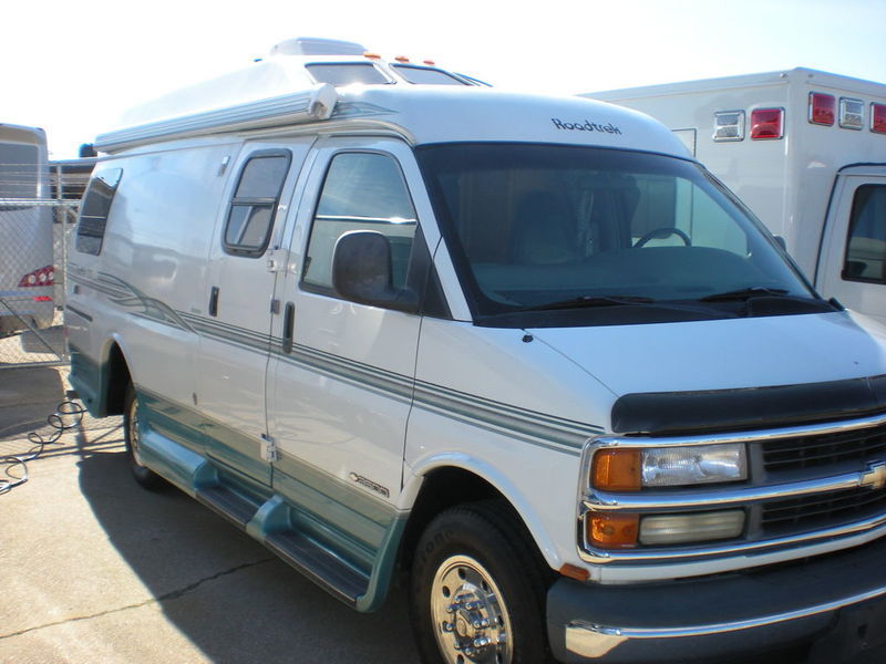 2000 Roadtrek 200 Popular