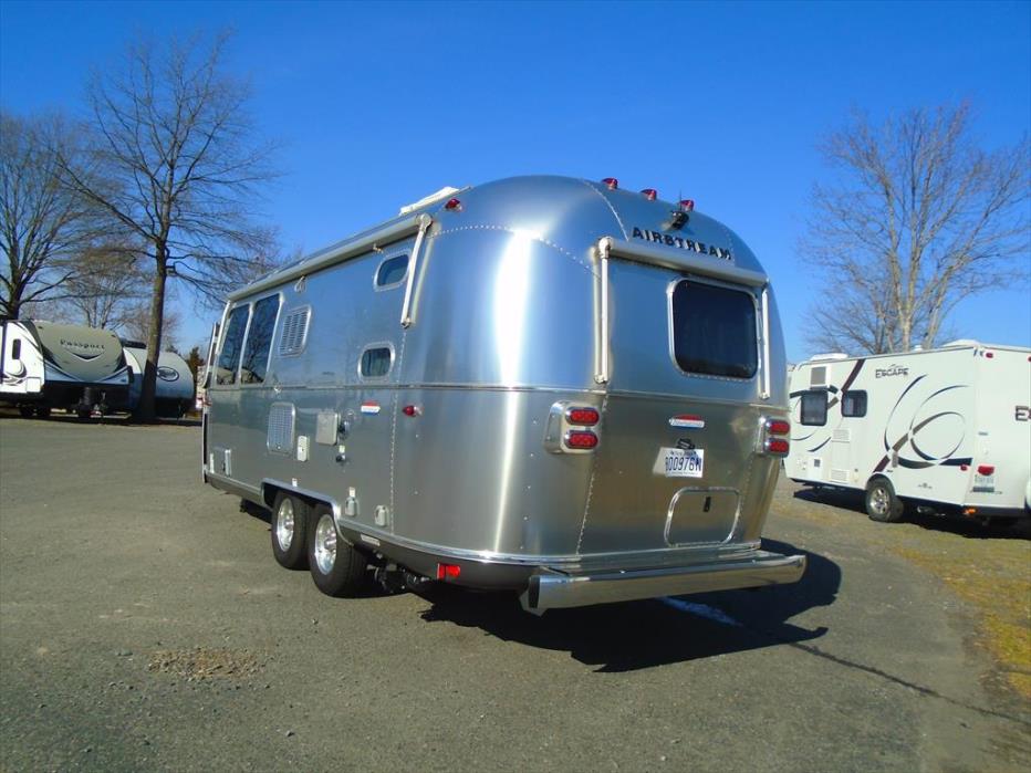 2016 Airstream International Serenity 23D