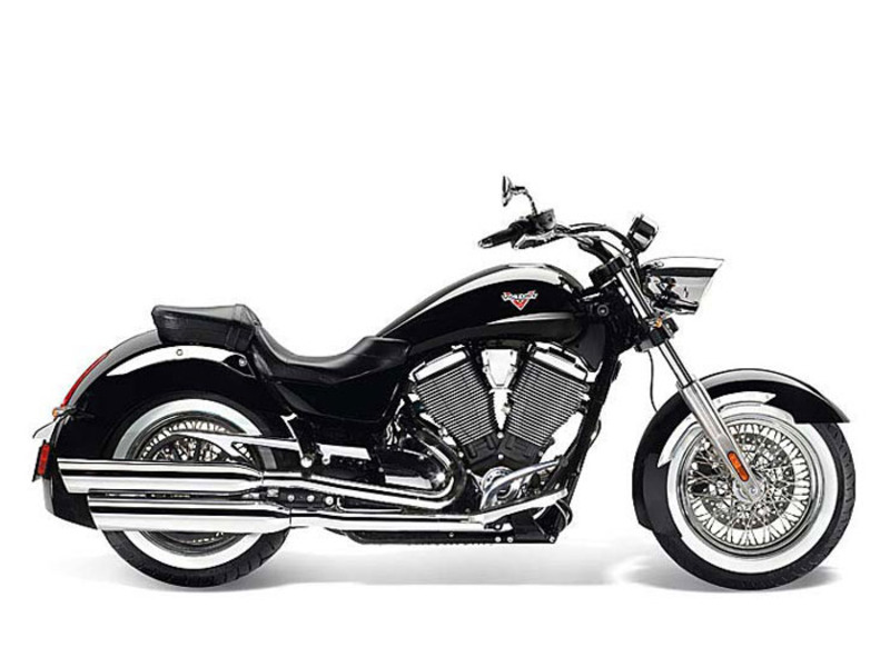 2013 Victory Motorcycles Boardwalk Gloss Black