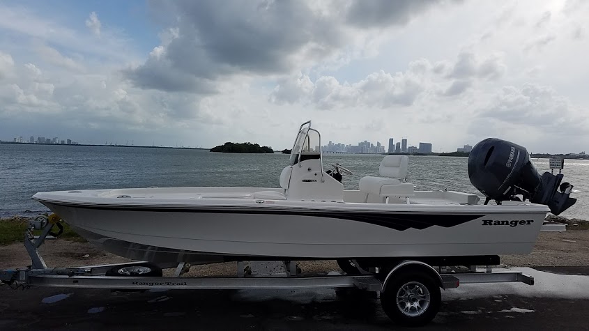 2017 Ranger 220 Bahia