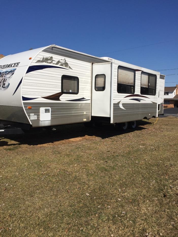 2012 Forest River CHEROKEE 28BH