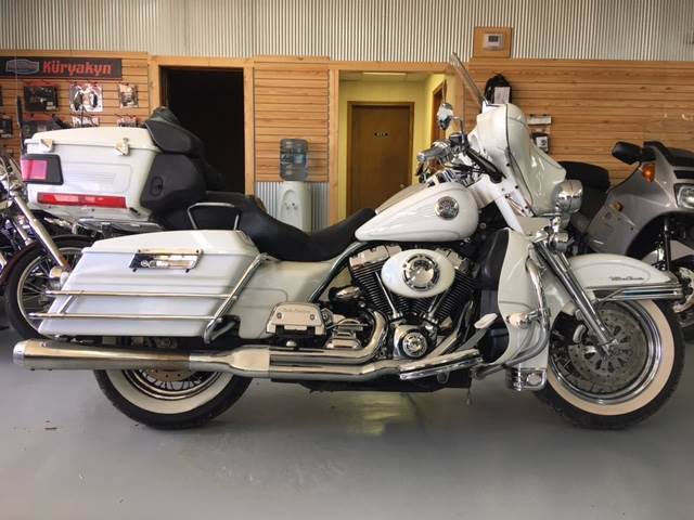 2004 Harley-Davidson FLHTCUI Ultra Classic Electra Glide