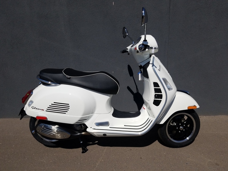 2017 Vespa GTS 300 Super ABS