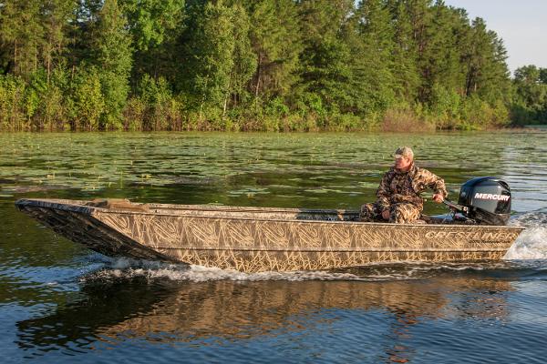 2017 Crestliner 2070 Retriever Jon