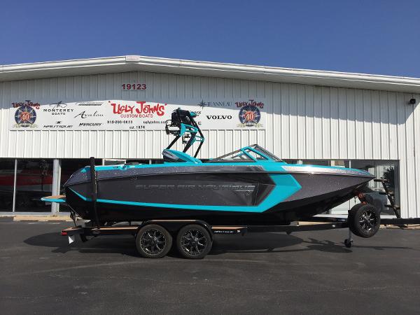 2016 Nautique G23