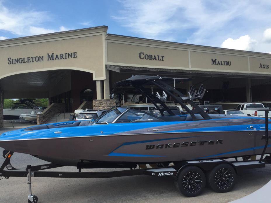 2016 Malibu Boats LLC Wakesetter 24 MXZ