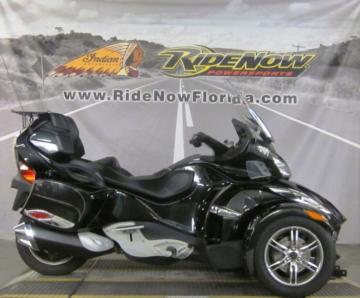 2011 Can-Am Spyder Roadster RT-S