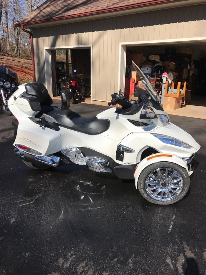 2015 Can-Am SPYDER RT LIMITED