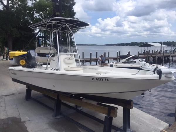 2015 NauticStar 2110 Sport