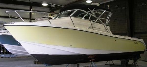 2003 Edgewater Power Boats 265 EXPESS