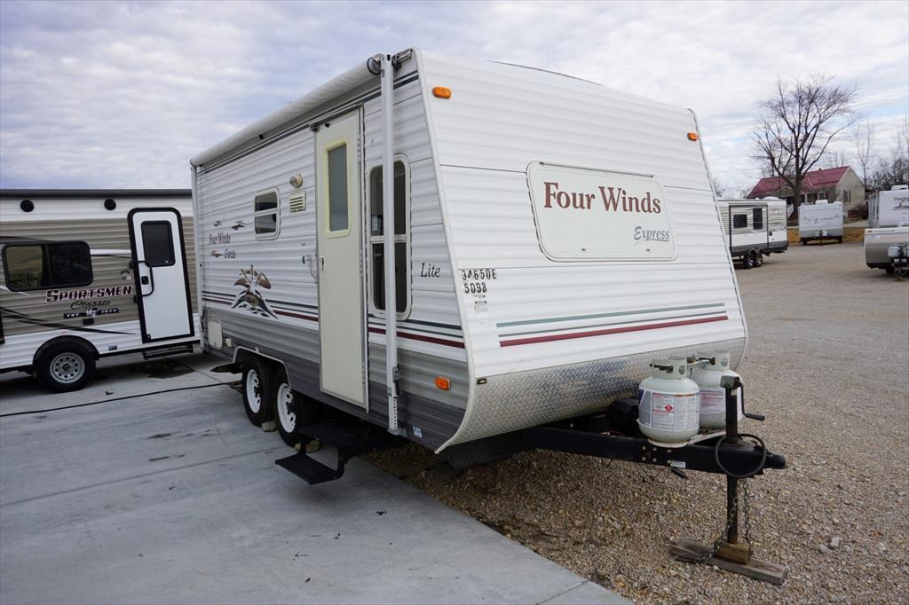 2005 Four Winds Express Lite 19RB