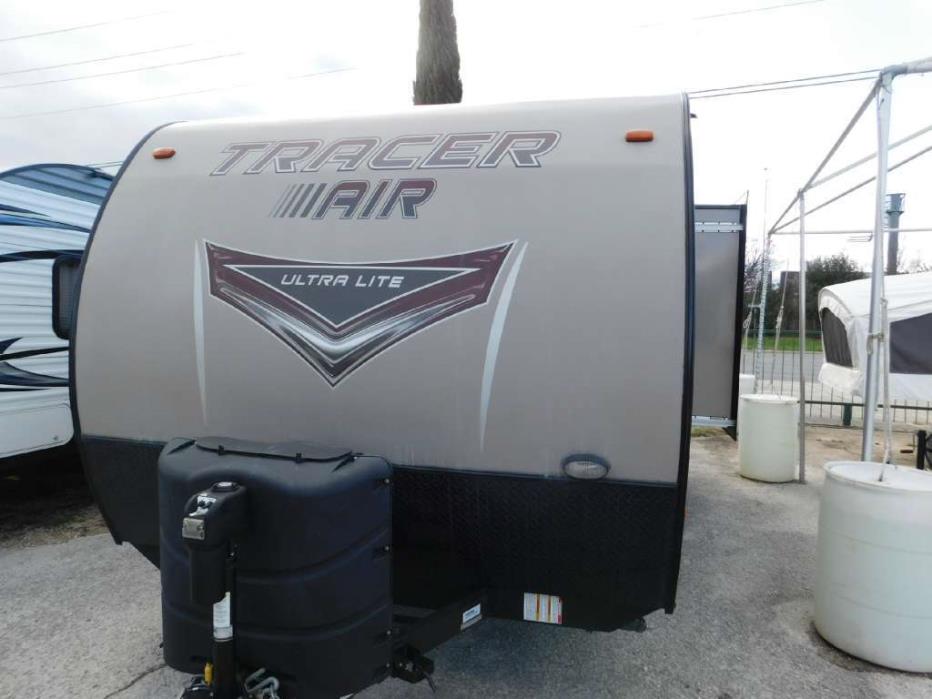 2015 Prime Time Tracer 215 AIR