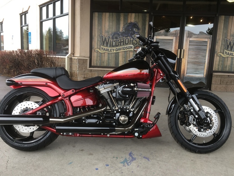 2017 Harley-Davidson FXSE - CVO Pro Street Breakout