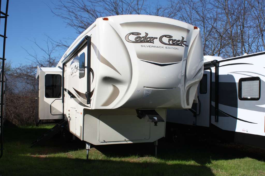 2017 Forest River Cedar Creek Silverback 29 RE