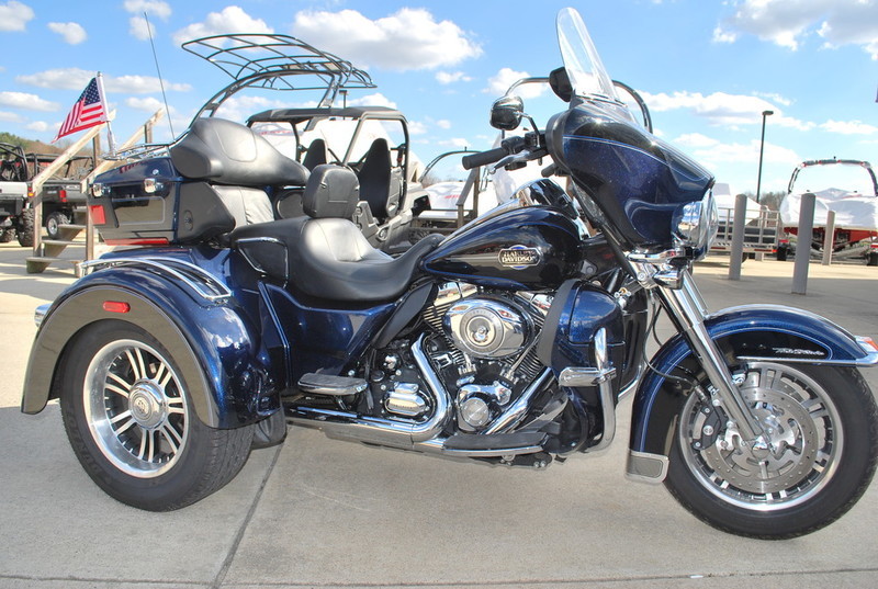 2012 Harley-Davidson FLHTCUTG - Tri Glide Ultra Classic