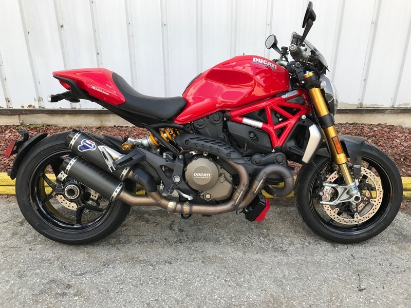 2015 Ducati Monster 1200 S Red