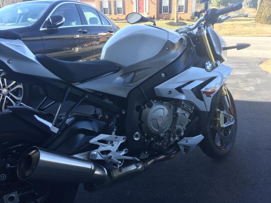 2015 BMW S 1000 R