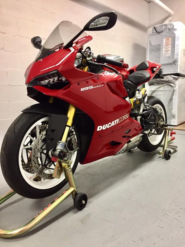 2013 Ducati SUPERBIKE 1199 PANIGALE R