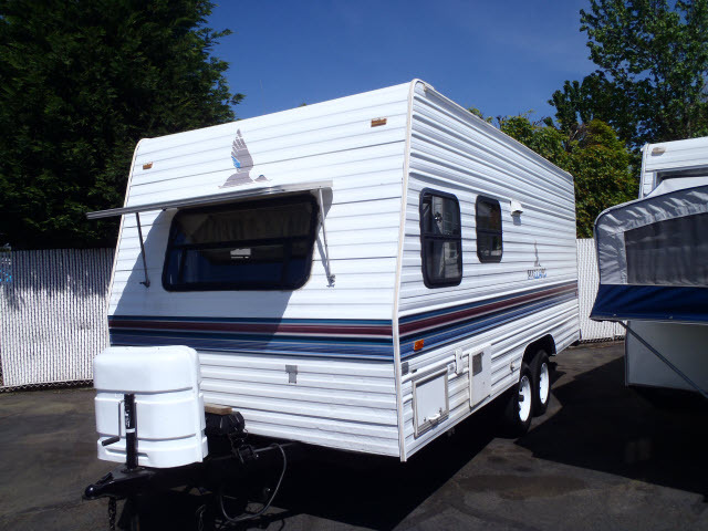 1995 Fleetwood Mallard 19n 21ft Travel Trailer