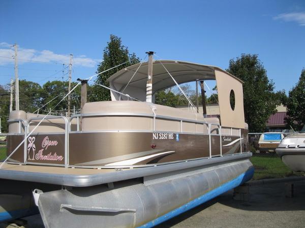 2012 Sweetwater SW 2486