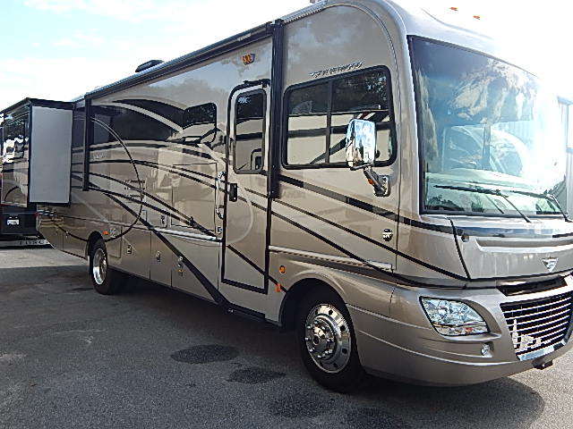 2015 Fleetwood SOUTHWIND 34A