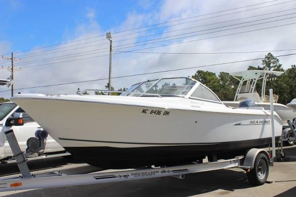 2008 Sea Hunt Escape 200 LE