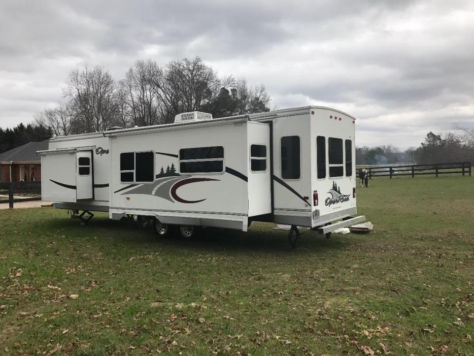 2004 Pilgrim International OPEN ROAD 318RLDS