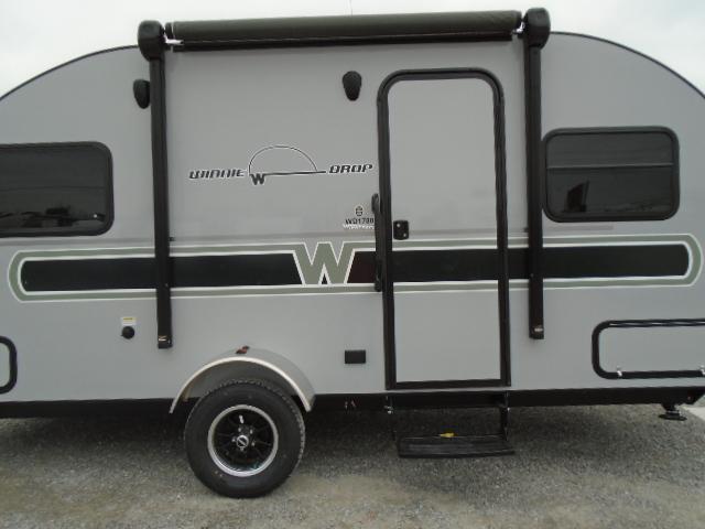 2017 Winnebago WINNIE MINNIE DROP