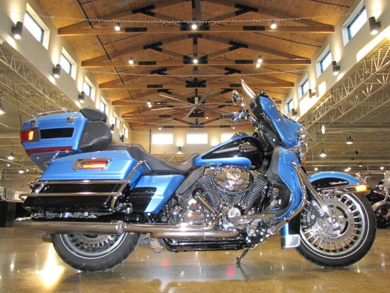 2011 Harley-Davidson ELECTRA GLIDE ULTRA CLASSIC FLHTCU
