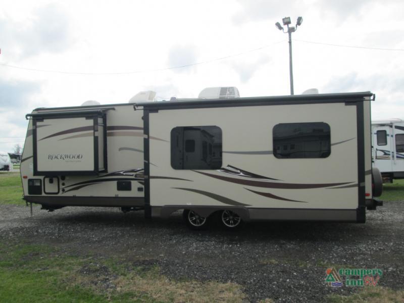 2015 Rockwood Rockwood Ultra Lite 2604WS