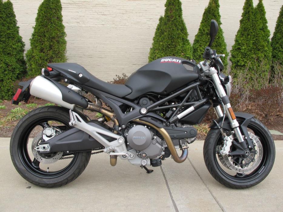 2014 Ducati Monster 696 ABS