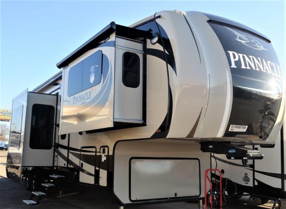 2017 Jayco Pinnacle 38FLSA