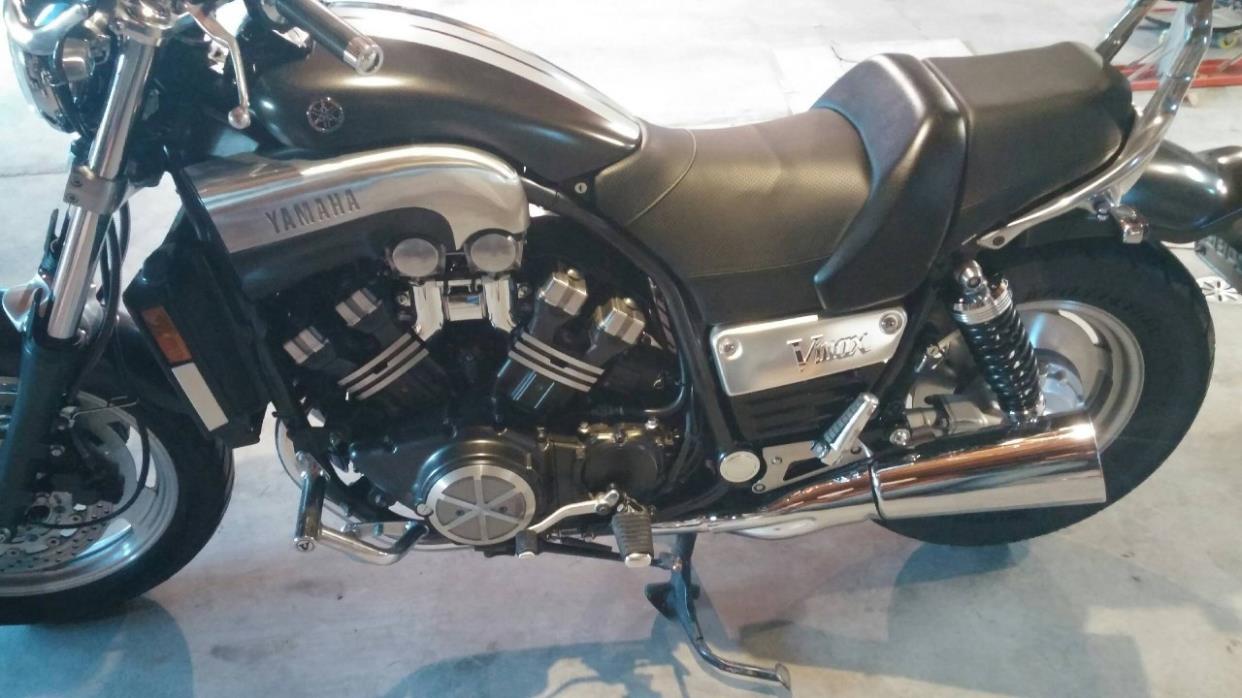 2004 Yamaha VMAX 1200