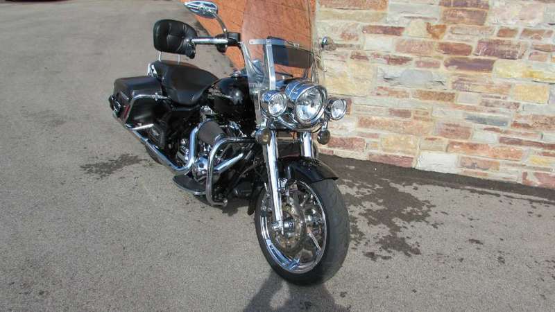 2009 Harley-Davidson FLHRC - Road King Classic