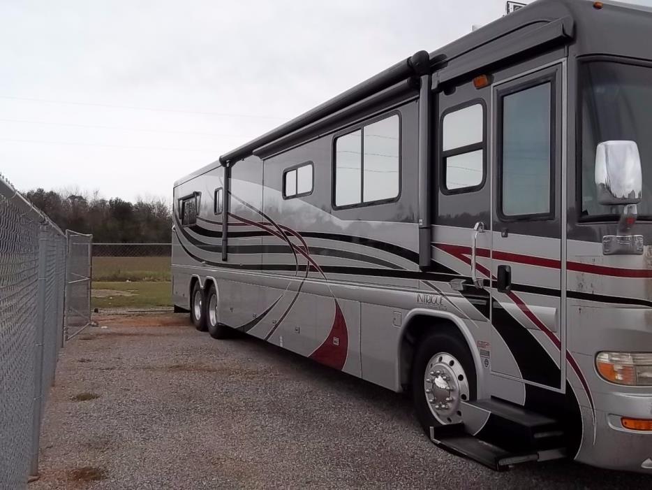 2004 Country Coach INTRIGUE - OVATION 42'