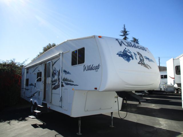 2006 Forest River WILDCAT 31QBH