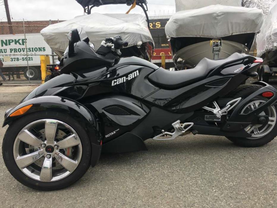 2016 Can-Am Spyder RS SM5