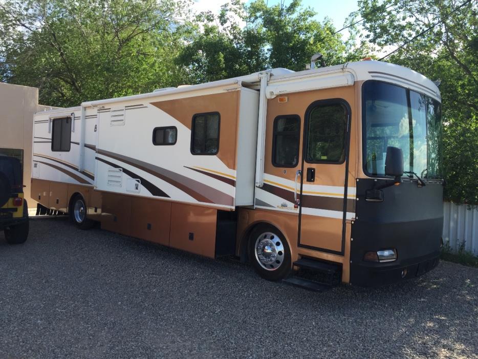 2004 Fleetwood BOUNDER 38N