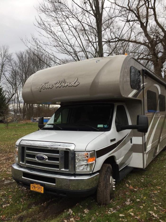 2015 Thor Motor Coach FOUR WINDS 31L