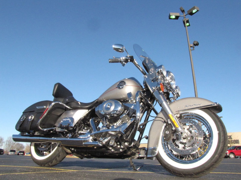 2009 Harley-Davidson ROAD KING CLASSIC FLHRC