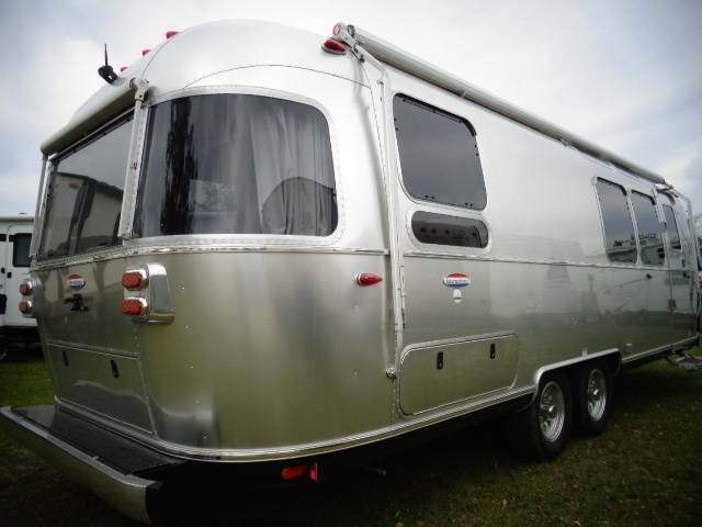 2017 Airstream AIRSTREAM 28 INT