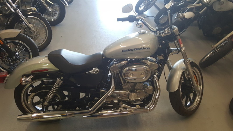 2015 Harley-Davidson XL883L - Sportster SuperLow