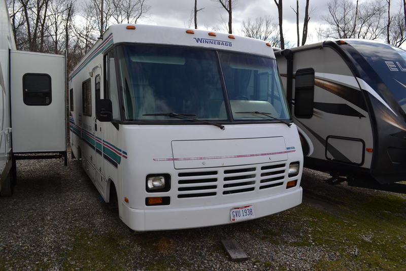 1996 Winnebago 28RQ