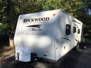 2010 Forest River ROCKWOOD 2701SS ULTRA LITE