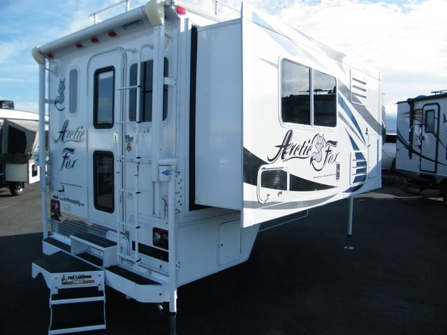 2015 Arctic Fox 1150